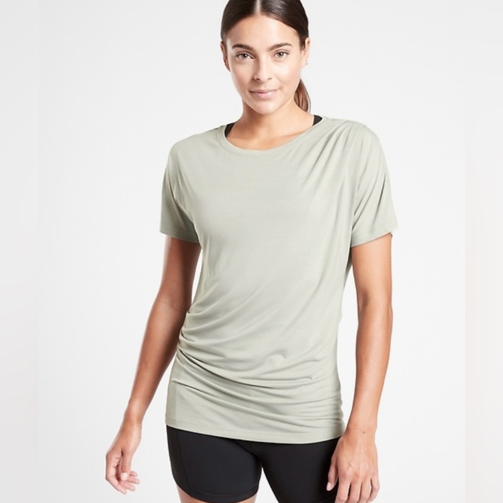 Athleta Essence pleated tee, women’s small